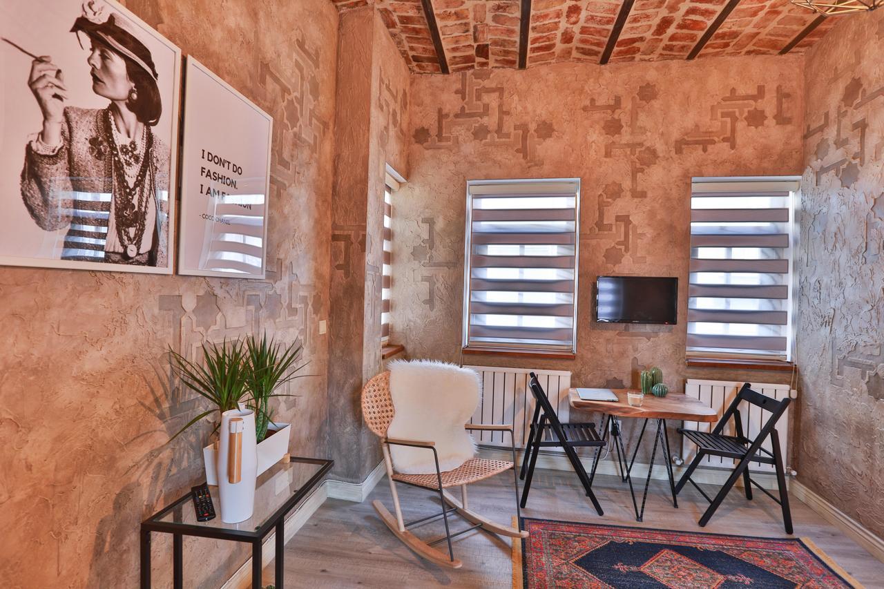 Flats Company -Mujgan Apartment Istanbul Exterior photo